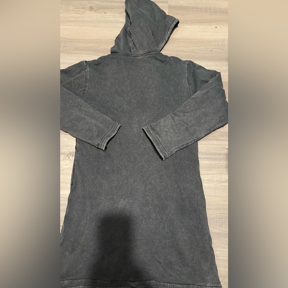 S/M. NWT. Colorful Embroidered Women's Jacket. BL/GR. - Picture 2 of 5